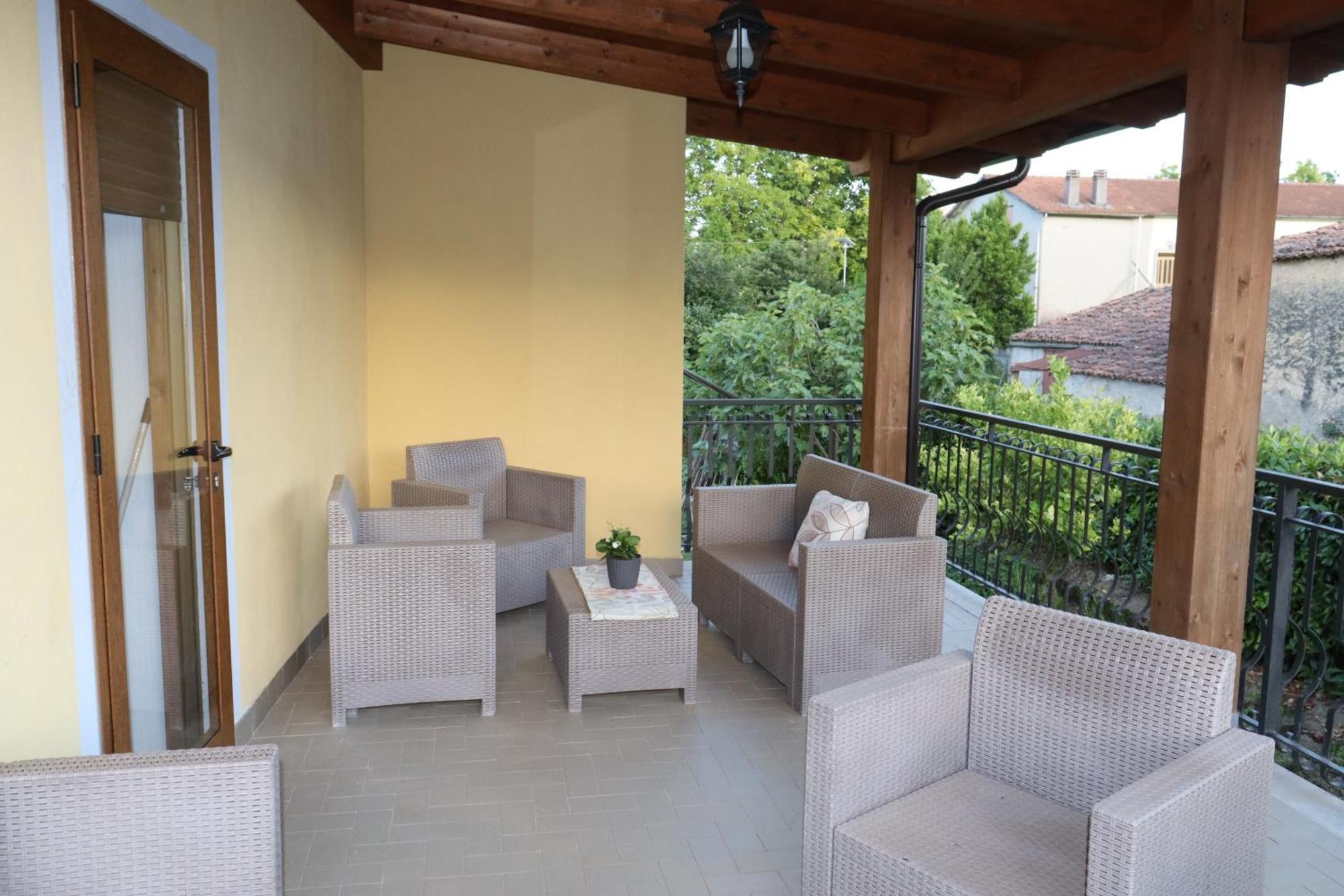 Ligustro Home Laino Borgo Buitenkant foto