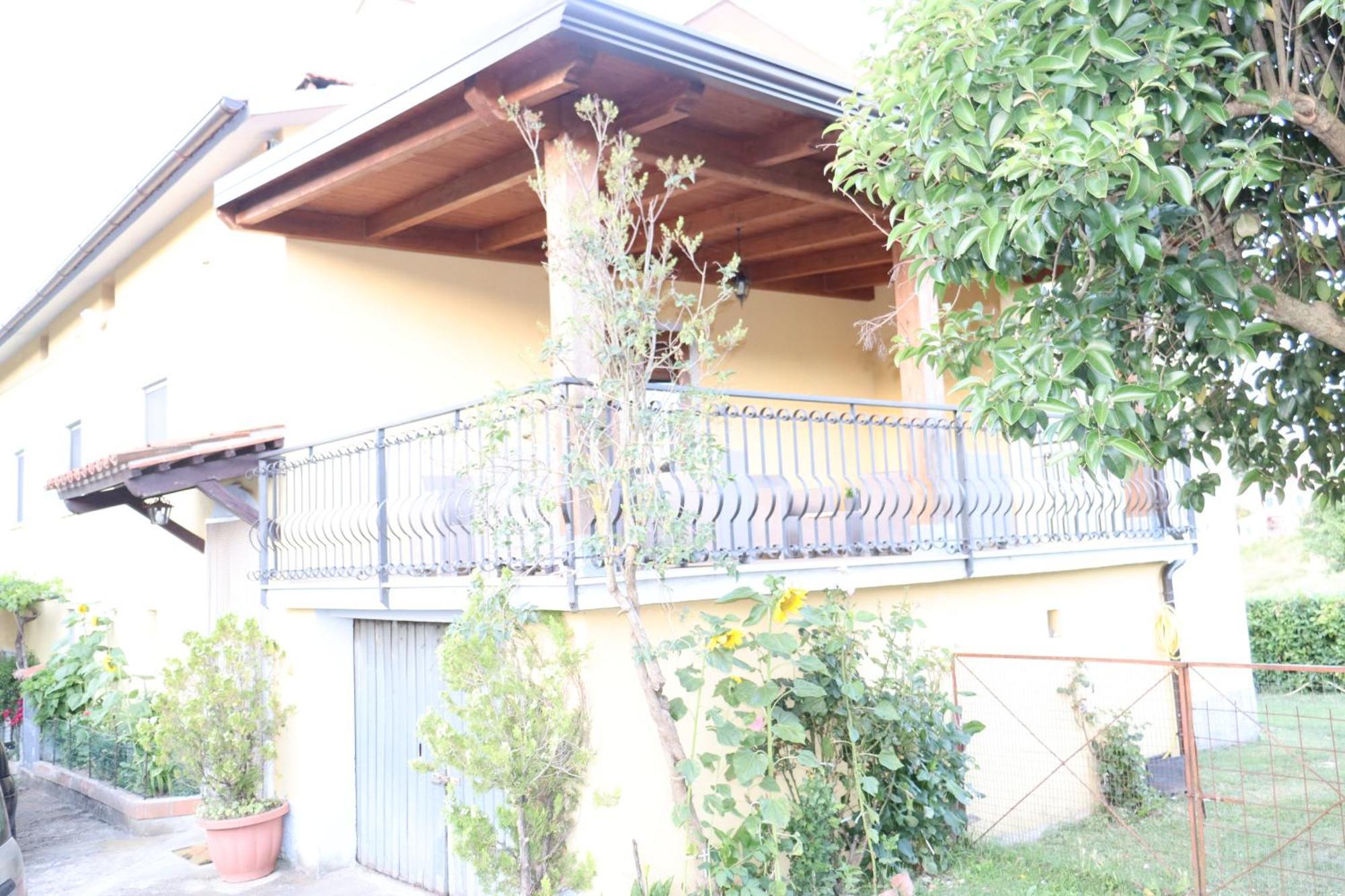 Ligustro Home Laino Borgo Buitenkant foto